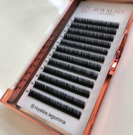 Volume lashes